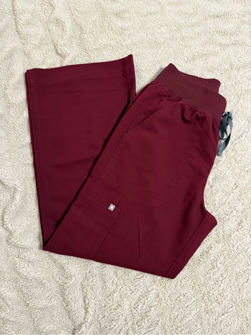Figs Small Petite Isabel Figs Scrub Pants - Burgundy Only